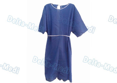 Les robes patientes jetables de douille courte confortable, isolement bleu habille la certification de la CE