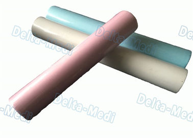 Bavoirs dentaires jetables patients colorés de 3 plis imperméables avec le lien dessus